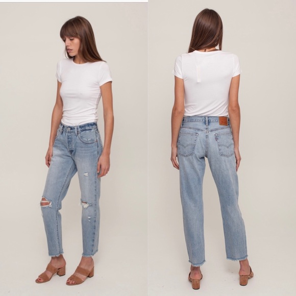 Levi's Denim - NWT Levi’s 501 straight leg button fly mom jeans